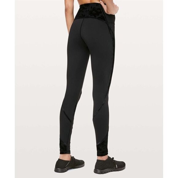 Lululemon Wunder Under Black Scatter Floral Velvet Lace Flocked Leggings - Picture 3 of 13